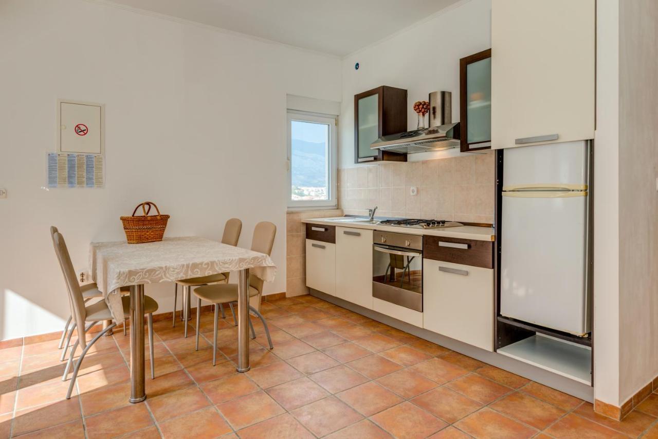 Tina Apartament Split